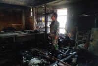 3 (tiga) unit lapak di pasar To' karau ludes terbakar, kamis, (24/04/25) dini hari. Foto : (Istimewa untuk gasingnews.com)
