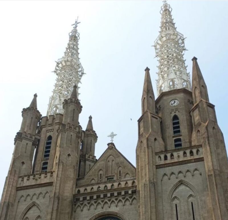 Gereja Katedral Jakarta apresiasi pengamanan TNI-Polri selama Misa Paskah 2025, ibadah berjalan lancar dan jemaat merasa aman dan nyaman. Apresiasi tersebut disampaikan oleh Kepala Humas Gereja Katedral Jakarta, Susyana Suwadie, pada Minggu (20/4/2025) (Foto: Istimewa).