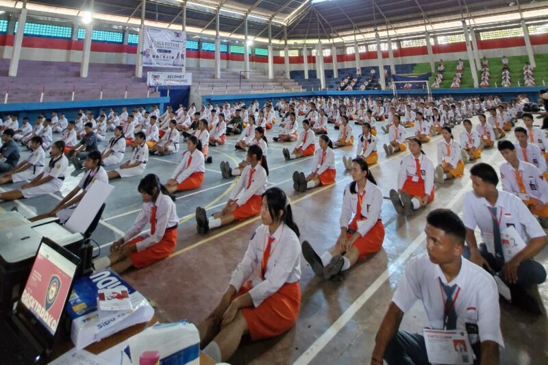 Siswa siswi SMA Toraja Utara, mengikuti seleksi ketat untuk menjadi Paskibraka tahun 2025, diantaranya, tes wawasan kebangsaan ( TWK ), tes intelegensia umum ( TIU ), tes kesehatan, peraturan baris berbaris (PBB) dan seleksi kepribadian. Foto : (Istimewa)