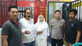 Satuan Reskrim Polres Tana Toraja yang mengamankan Pasutri pemilik warung remang-remang di Polres Tana Toraja beberapa waktu lalu. (Dok. Humas Polres Tana Toraja)