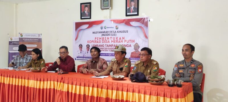 Musyawarah Desa Khusus pembentukan pengurus Koperasi Desa Merah Putih di Lembang Tampan Bonga, Kecamatan Bangkelekila’, Toraja Utara, Senin (19/5/2025) (Foto: Istimewa).