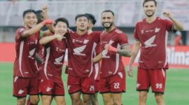 Tim PSM Makassar menjalani pertandingan terakhir di Stadion Bj Habibie, Kabupaten Parepare penentuan kontra Persita Tangerang dalam pekan ke-34 Liga 1 Indonesia, Jumat (23/5/2025) (Foto: Istimewa).