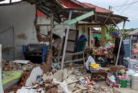 Rumah warga di Kota Bengkulu mengalami kerusakan akibat gempa bermagnitudo 6,3 yang mengguncang wilayah pesisir pada Jumat dini hari (23/5/2025) (Foto: Istimewa).