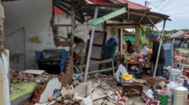 Rumah warga di Kota Bengkulu mengalami kerusakan akibat gempa bermagnitudo 6,3 yang mengguncang wilayah pesisir pada Jumat dini hari (23/5/2025) (Foto: Istimewa).