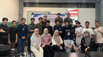 Foto Bersama. Usai melaksanakan debat kandidat bersama anggota dan pengurus HPMB, Rabu (4/6/25).