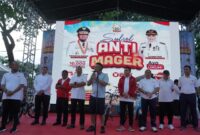 Foto bersama Forkopimda Sulsel saat pelaksanaan jalan santai sulsel anti mager, di Jl. Jenderal Sudirman, Kota Makassar. Jumat, (27/6/25).
