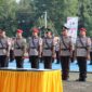 Para pejabat Polres Toraja Utara saat mengikuti upacara Serah Terima Jabatan (Sertijab) dan pelantikan yang dipimpin langsung oleh Kapolres AKBP Stephanus Luckyto A.W., S.I.K., S.H., M.Si di halaman Mapolres Toraja Utara. Toraja Utara, (16/6/2025) (Foto: Humas).