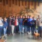 Kasat Reskrim Polres Torut, IPTU Ruxon (Tengah) berpose bersama awak media usai ngopi bareng di cafe Maballo, Sabtu (21/6/25). Foto : (Istimewa)
