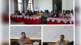 Kapolres Toraja Utara AKBP Stephanus Luckyto A.W, didampingi Kepala Dinas Pertanian Kabupaten Toraja Utara Lukas Pasarrai Datubarri, para Kapolsek Jajaran, serta para Penyuluh Pertanian se-Kabupaten Toraja Utara saat Rakernis di Aula Mapolres Toraja Utara, Jumat pagi (4/7/25).