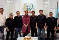 Ketua DPRD Sulsel Rachmatika Dewi menerima audiensi Ketua SMSI Sulsel Anwar Sanusi bersama pengurus di ruang kerja DPRD Sulsel, Rabu (16/7/2025) (Foto: Redaksi).