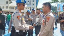 Kasubbid Provos Bidpropam Polda Sulsel, AKBP Andi Baso Rahman, memimpin Gaktiblin) terhadap personel Polres Toraja Utara di Mapolres Toraja Utara, Selasa (15/7/2025) (Foto: Humas).
