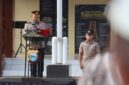 Kapolres Toraja Utara pimpin upacara Hari Juang Polri 2025, tekankan dedikasi, integritas, dan pelayanan terbaik untuk masyarakat berlangsung di halaman Mapolres Toraja Utara, Kamis pagi (21/08/2025) (Foto: Humas).