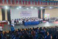 Bupati Toraja Utara Serahkan 1.300 SK PPPK Tahap I Formasi 2024: Kontrak Berlaku Satu Tahun, digelar di Gedung Art Center, Kecamatan Rantepao, Rabu (6/8/2025) (Foto: Humas).