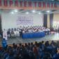 Bupati Toraja Utara Serahkan 1.300 SK PPPK Tahap I Formasi 2024: Kontrak Berlaku Satu Tahun, digelar di Gedung Art Center, Kecamatan Rantepao, Rabu (6/8/2025) (Foto: Humas).