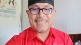 Kader senior PDI Perjuangan Toraja Utara, Suli Matius SH, yang masuk bursa calon kuat Ketua DPC periode lima tahun mendatang. Toraja Utara, Sabtu (6/9/2025) (Foto: Istimewa).